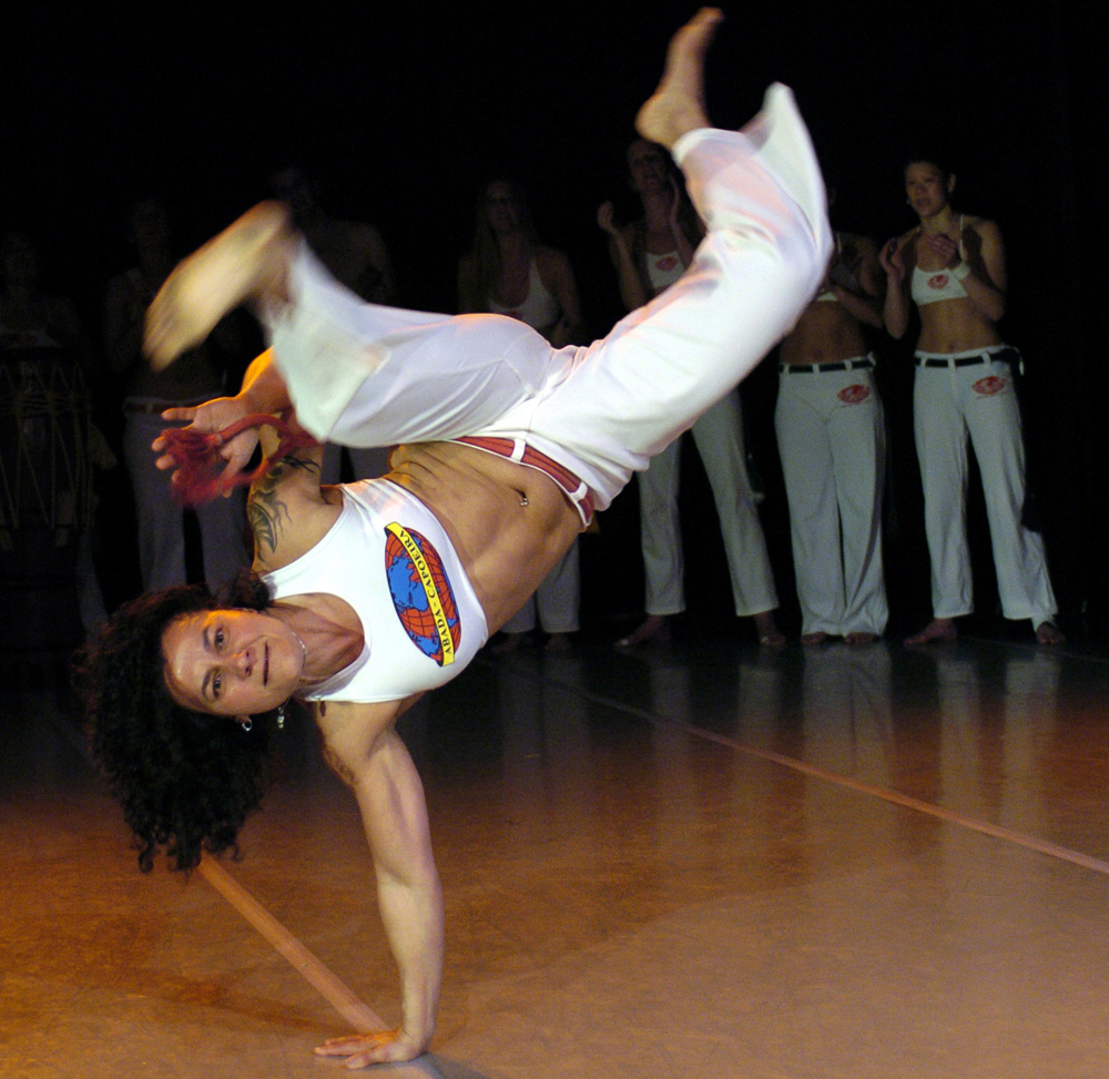 capoeira-abada-marcia Mestra Marcia Cigarra